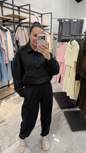 Костюм, черный