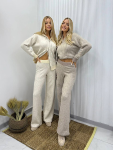 Костюм трикотажа на молнии, бежевый