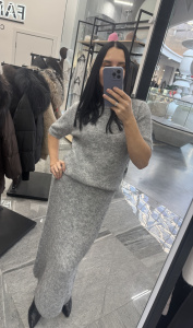 Костюм с юбкой паетка, серый