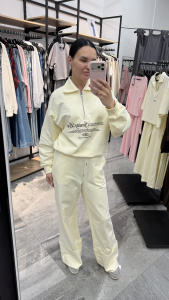 Костюм, сливочный