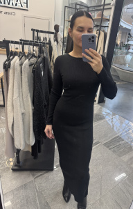 Платье силуэт длинный рукав, черный